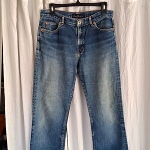 Earl jeans, mid rise size 30